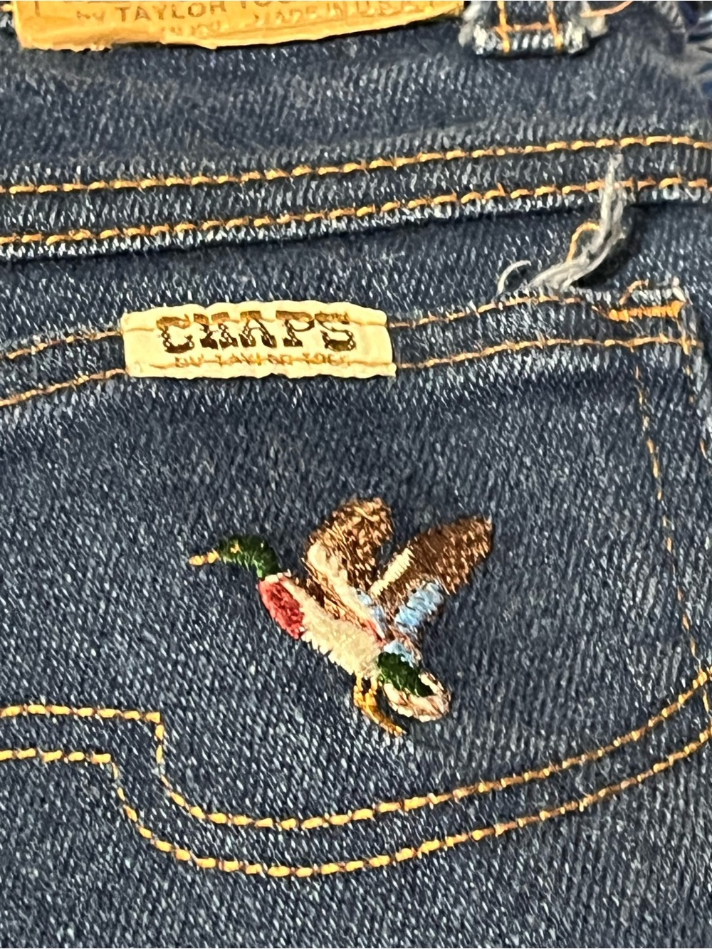 Vintage Chaps Jeans Men’s 32/32 with Duck Embroidery
